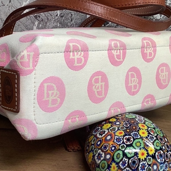Dooney & Bourke Y2K Pink and Cream Canvas with Brown Leather Trim - Picture 14 of 16